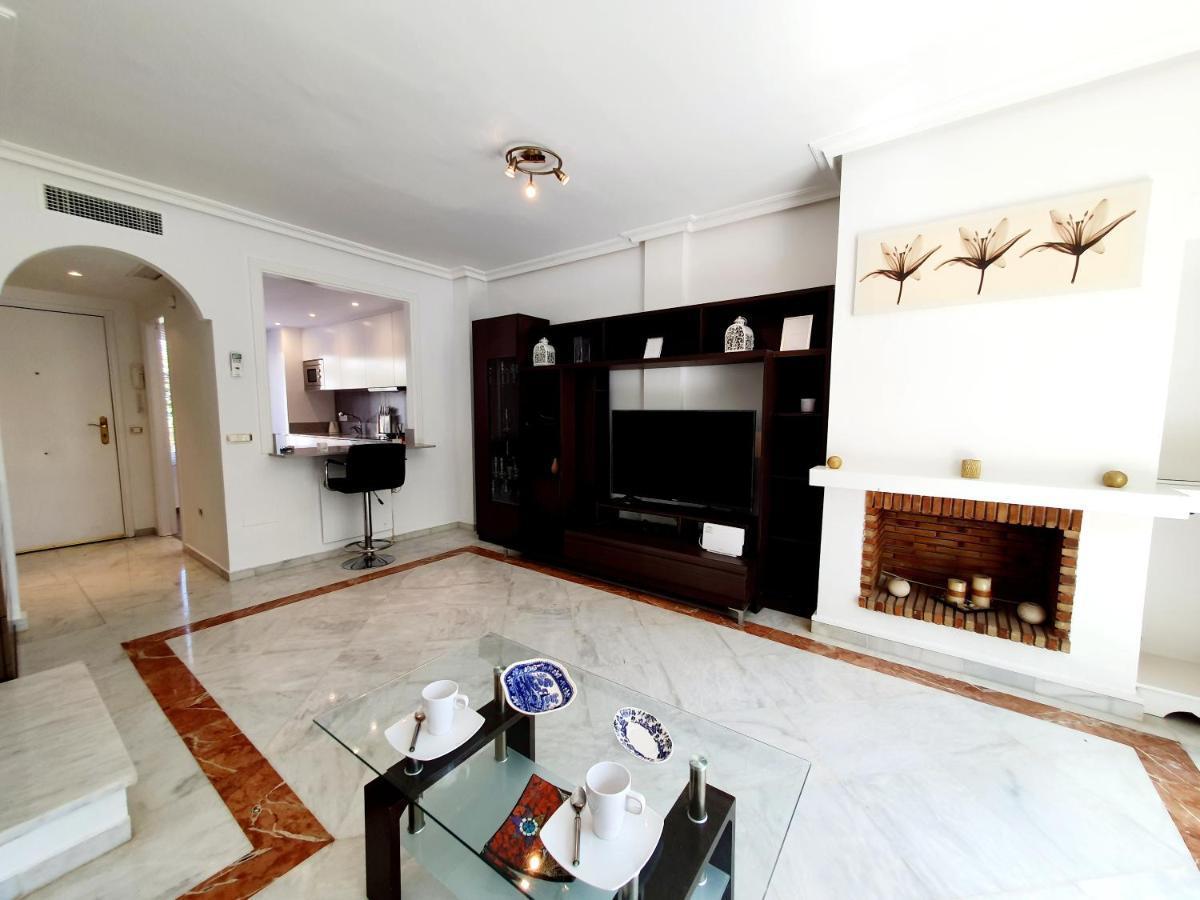 Lomas De Cabopino House Lejlighed Marbella Eksteriør billede